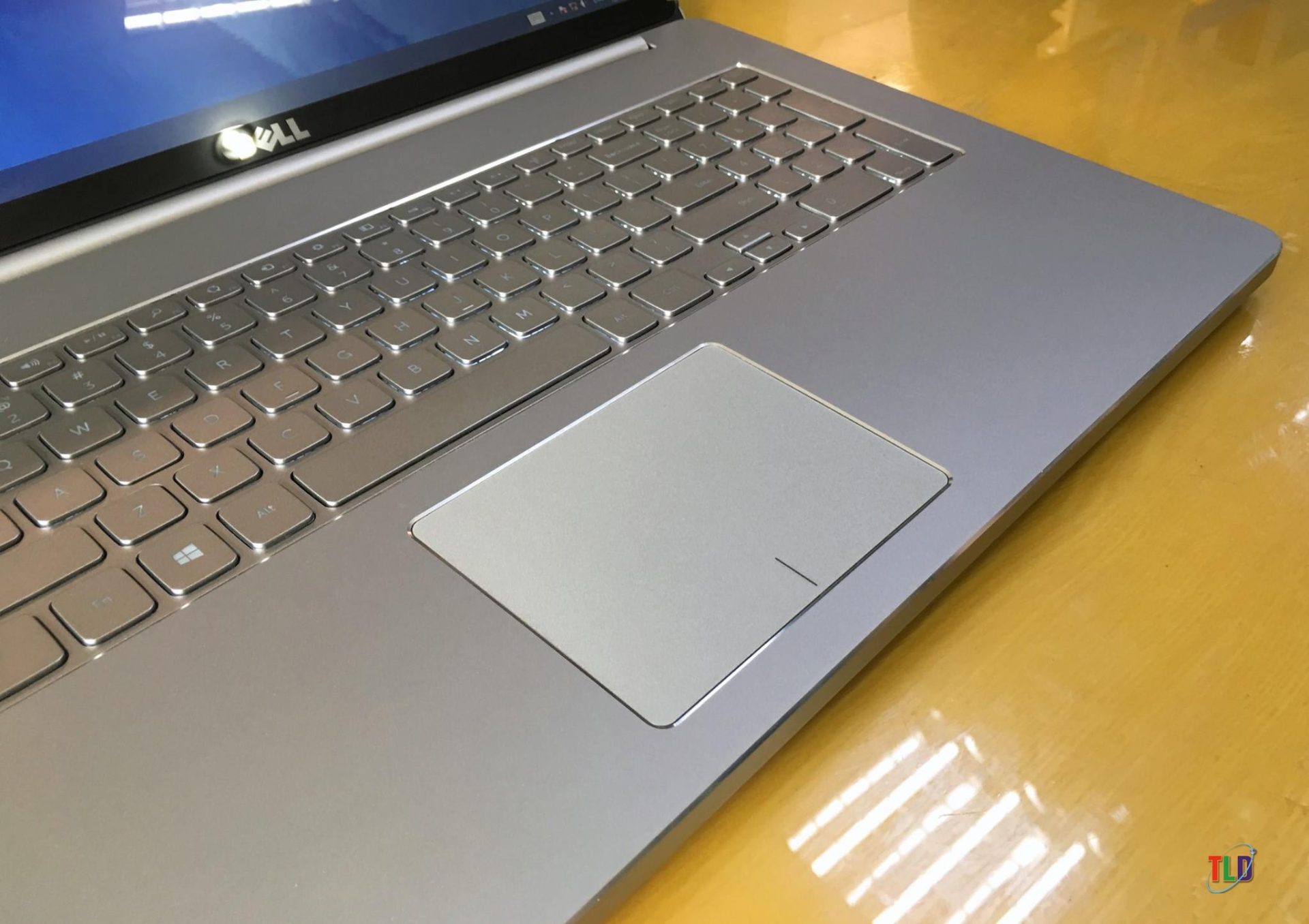 Bàn phím Dell Inspiron 7737