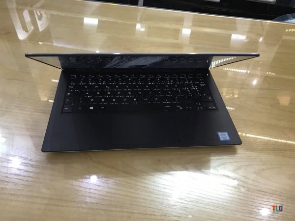 Laptop Dell XPS 9360 i5