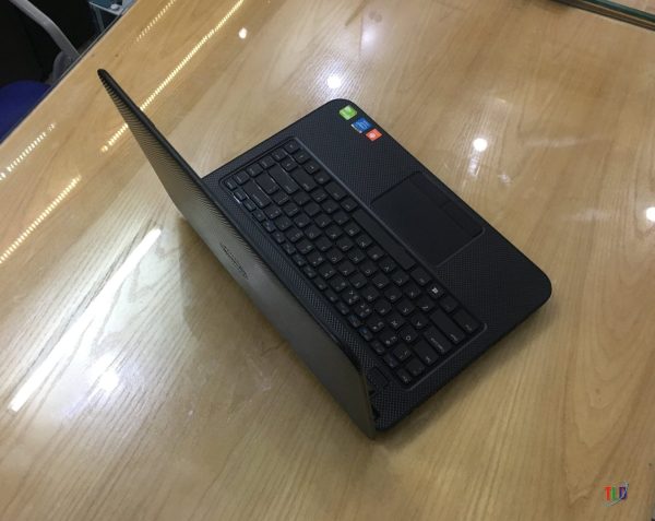 Laptop Dell inspiron 3437