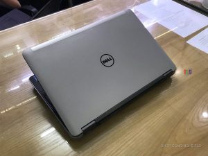 Laptop Dell Precision M2800 Core i7