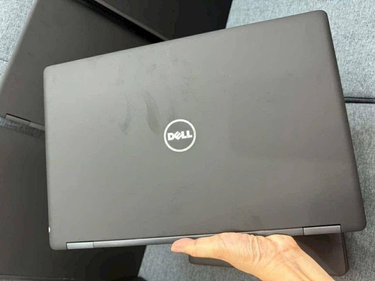 Dell Latitude 5580 -4