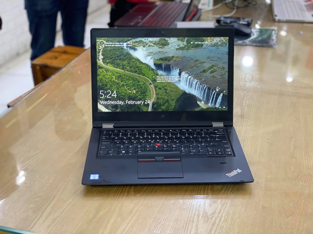 Laptop Lenovo Thinkpad Yoga Convertible I U Gb Gb