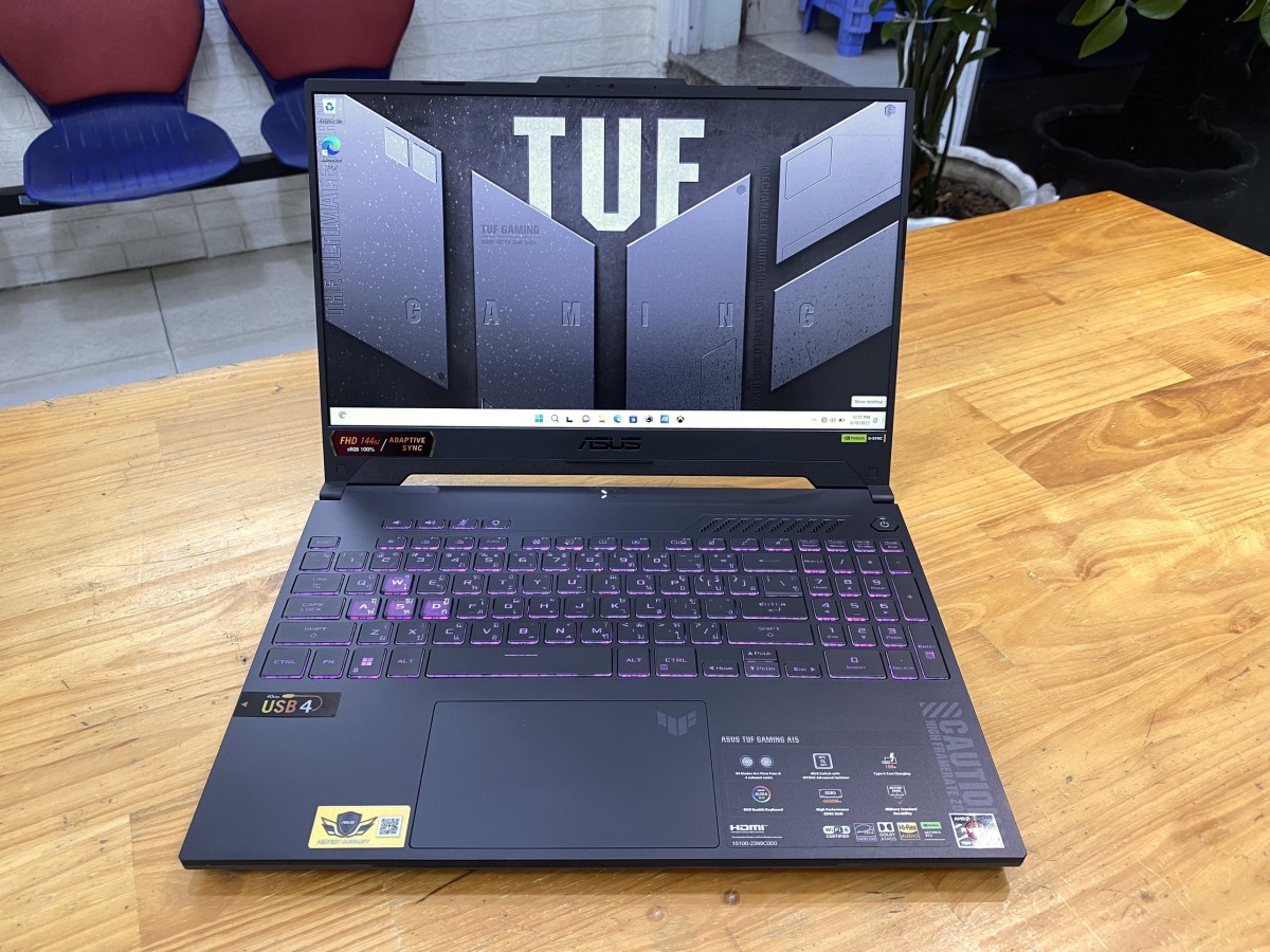 ASUS TUF Gaming A15 TUF507XI AMD Ryzen R9 7940HS/32GB DDR5/512GB SS