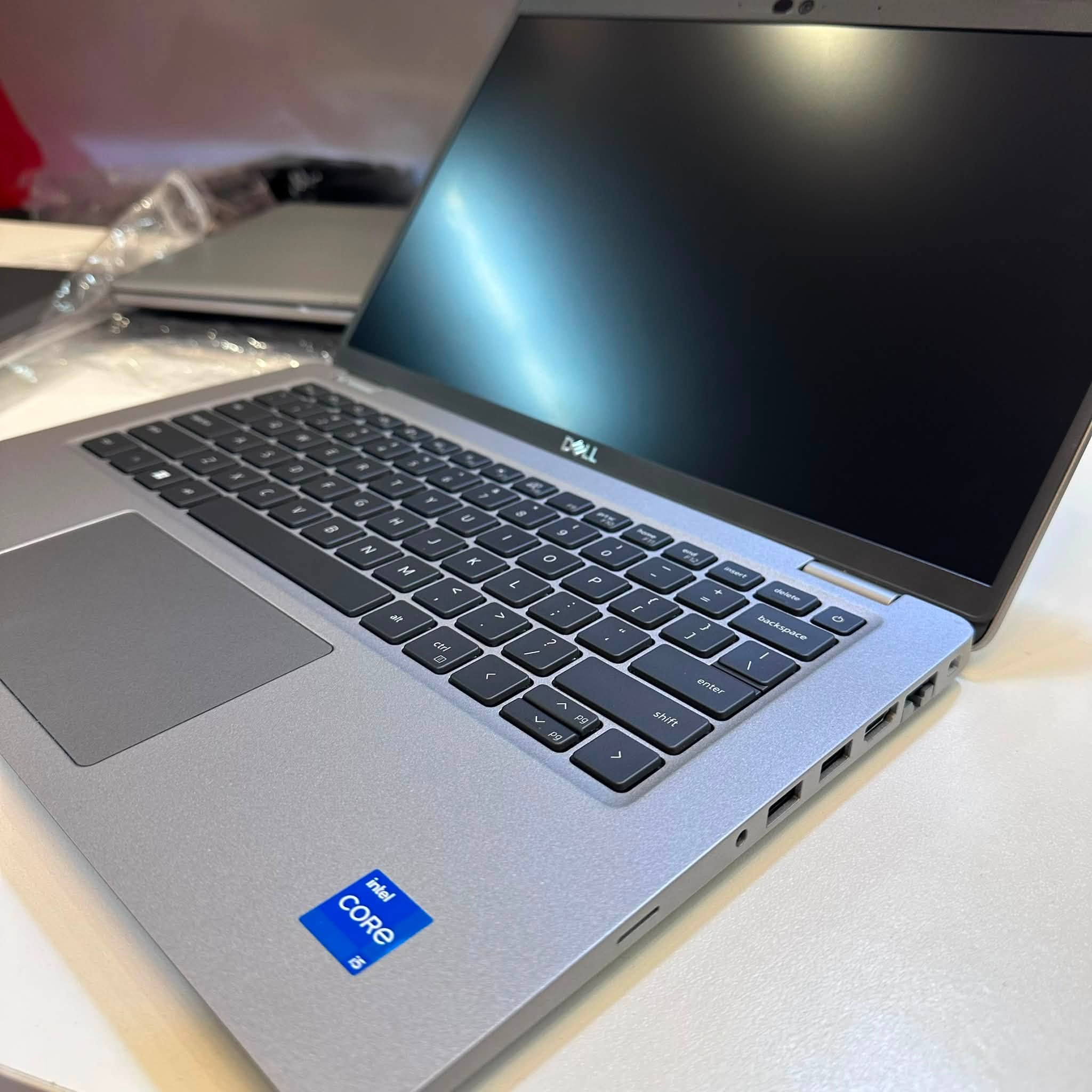 Dell Latitude 5430 -5