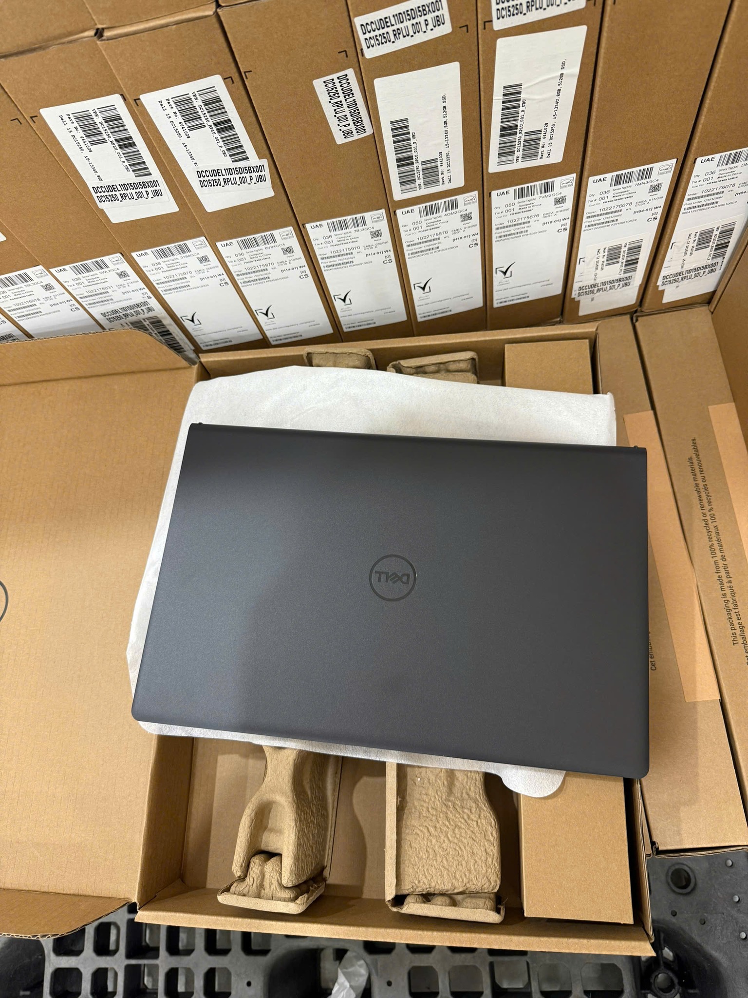 Dell 15 DC15250 -12