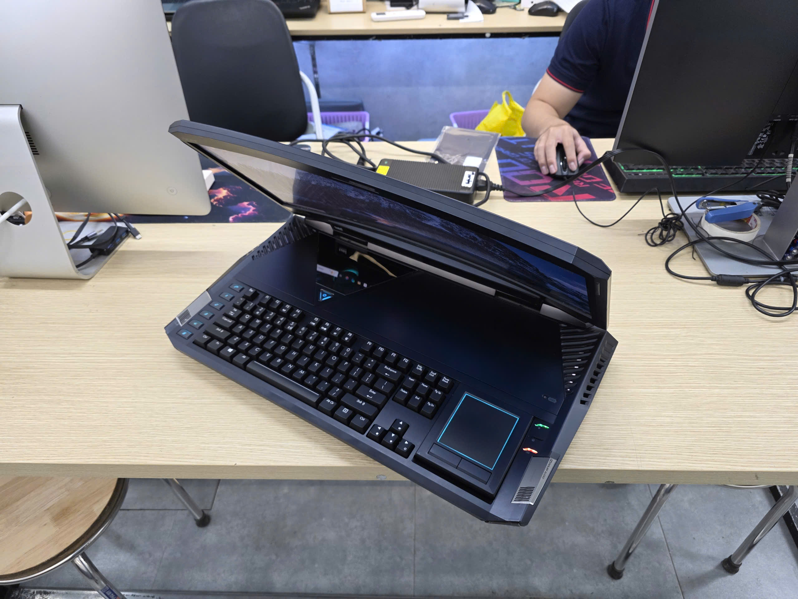 33881320653117052935