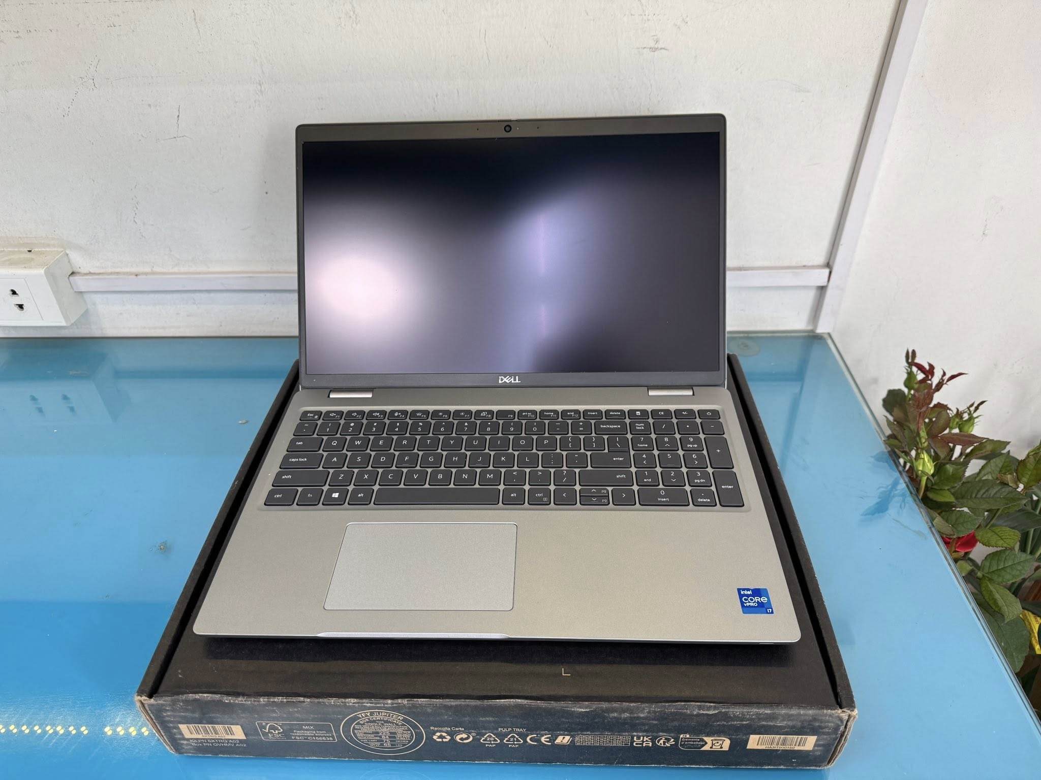 Dell-Latitude-5520-1