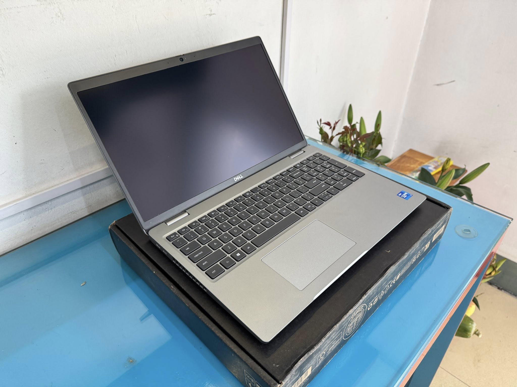 Dell-Latitude-5520-2