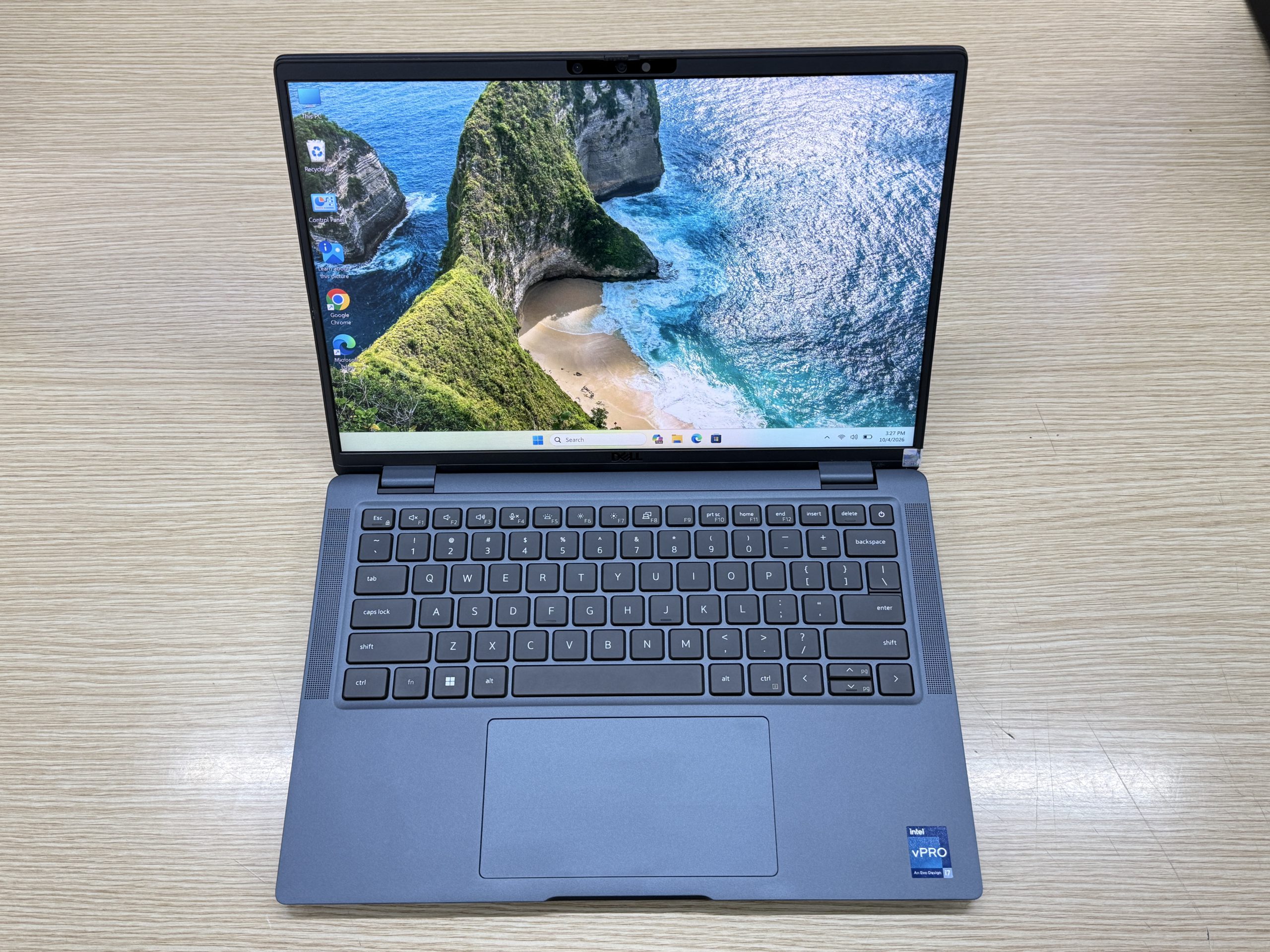 Dell Latitude 7440 Ultralight -1