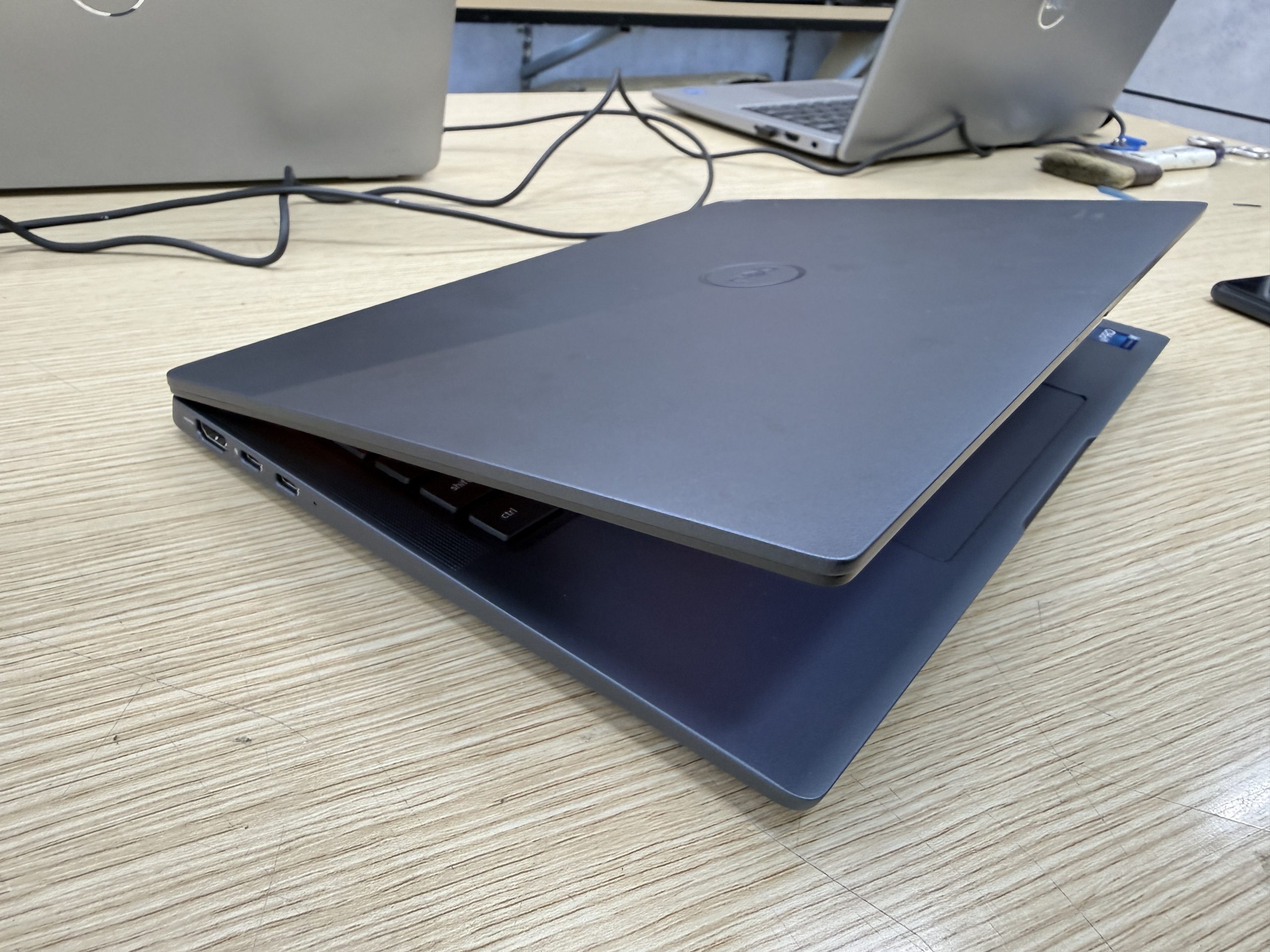 Dell Latitude 7440 Ultralight -3