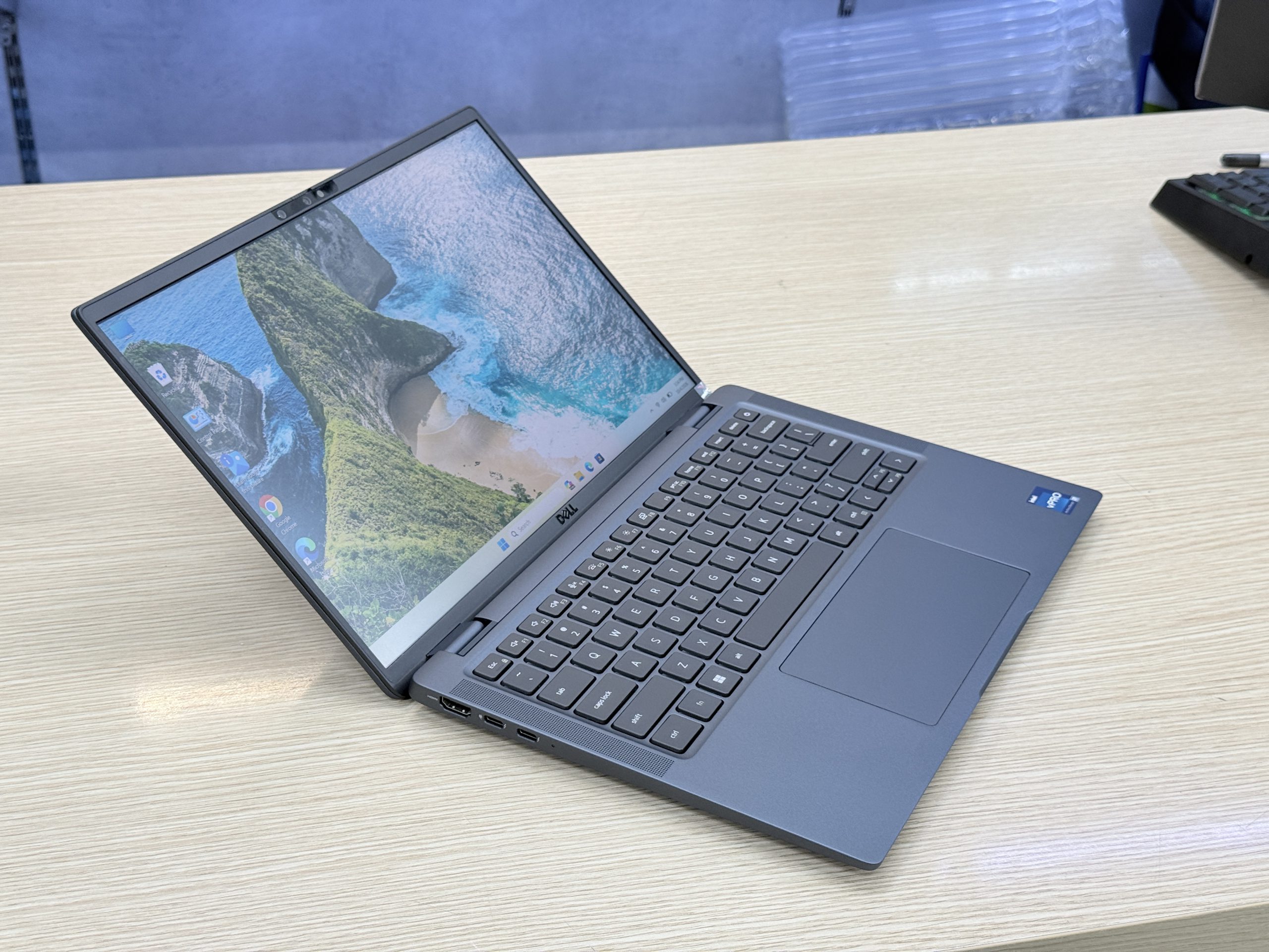 Dell Latitude 7440 Ultralight -7